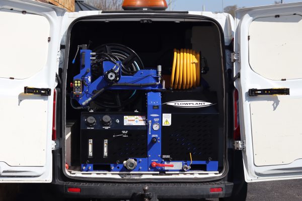 ECO Pro 3000 Petrol Van Pack (with pivoting hose reel)