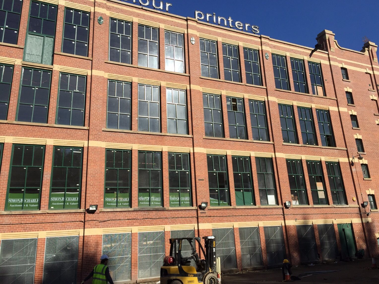 Neolith building cleaning chemicals